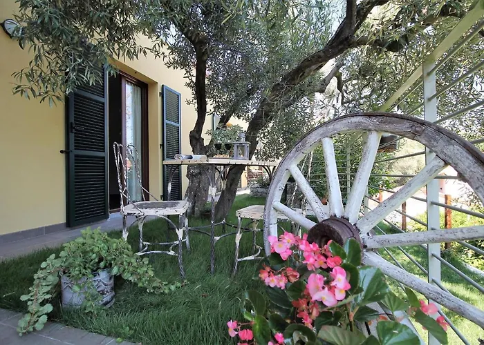 Bed and Breakfast Il RosAle a Celle Ligure